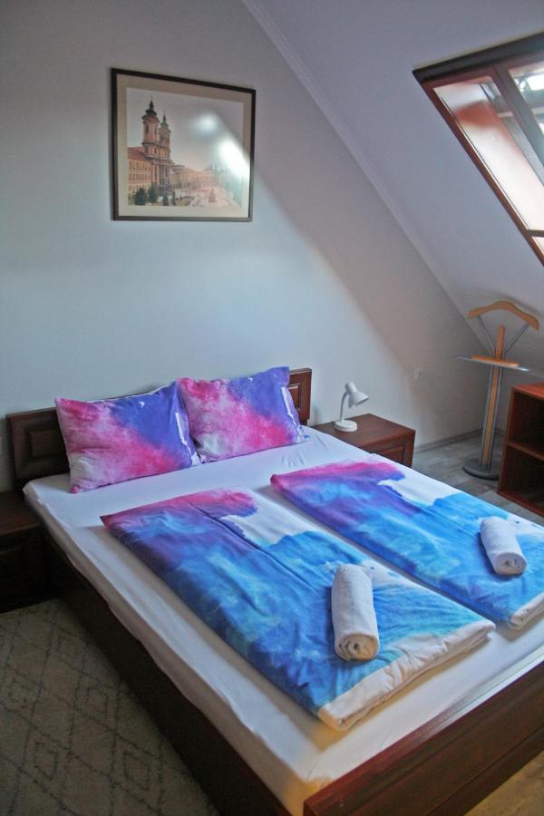 Borbarat Vendeghaz Villa Eger Luaran gambar